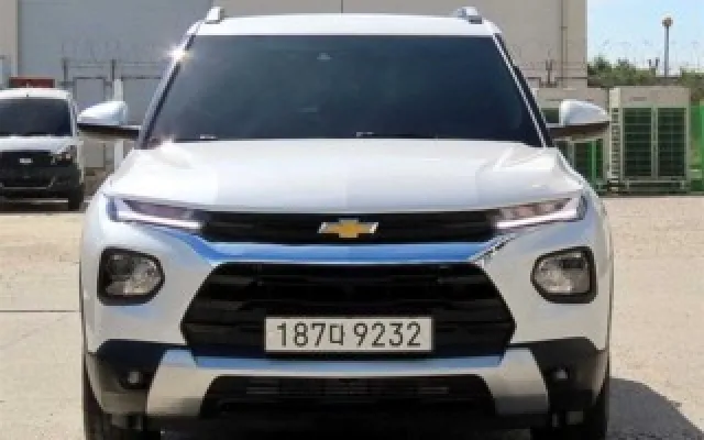 트레일블레이저 2WD 1.3 터보 가솔린 프리미어 쉐보레 2022/10 23,991km